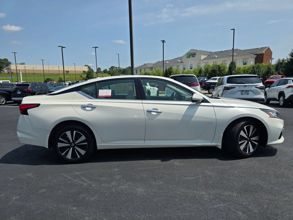Used 2019 Nissan Altima 2.5 SV AWD/4WD image 9