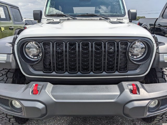 Used 2024 Jeep Wrangler Rubicon AWD/4WD image 9
