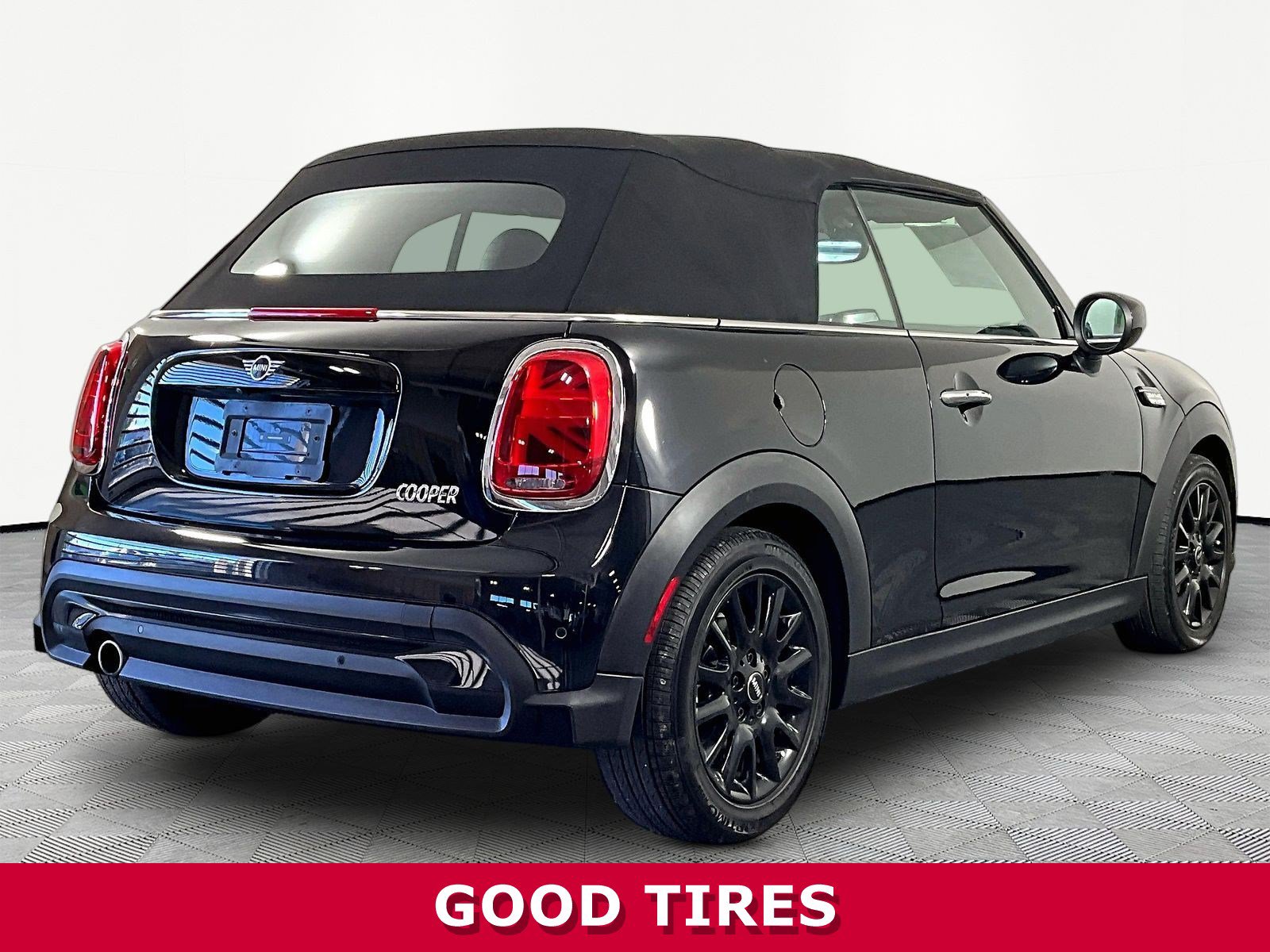 Used 2024 MINI Cooper Convertible FWD image 6