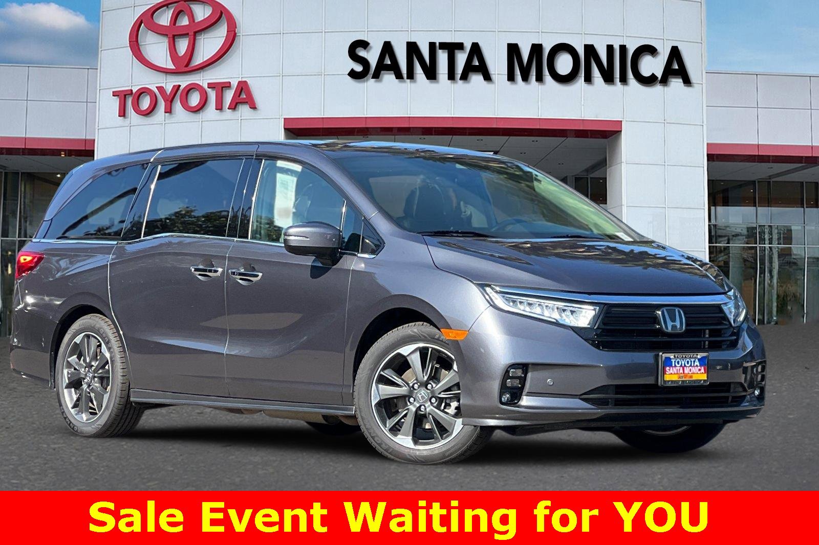 Used 2023 Honda Odyssey Elite