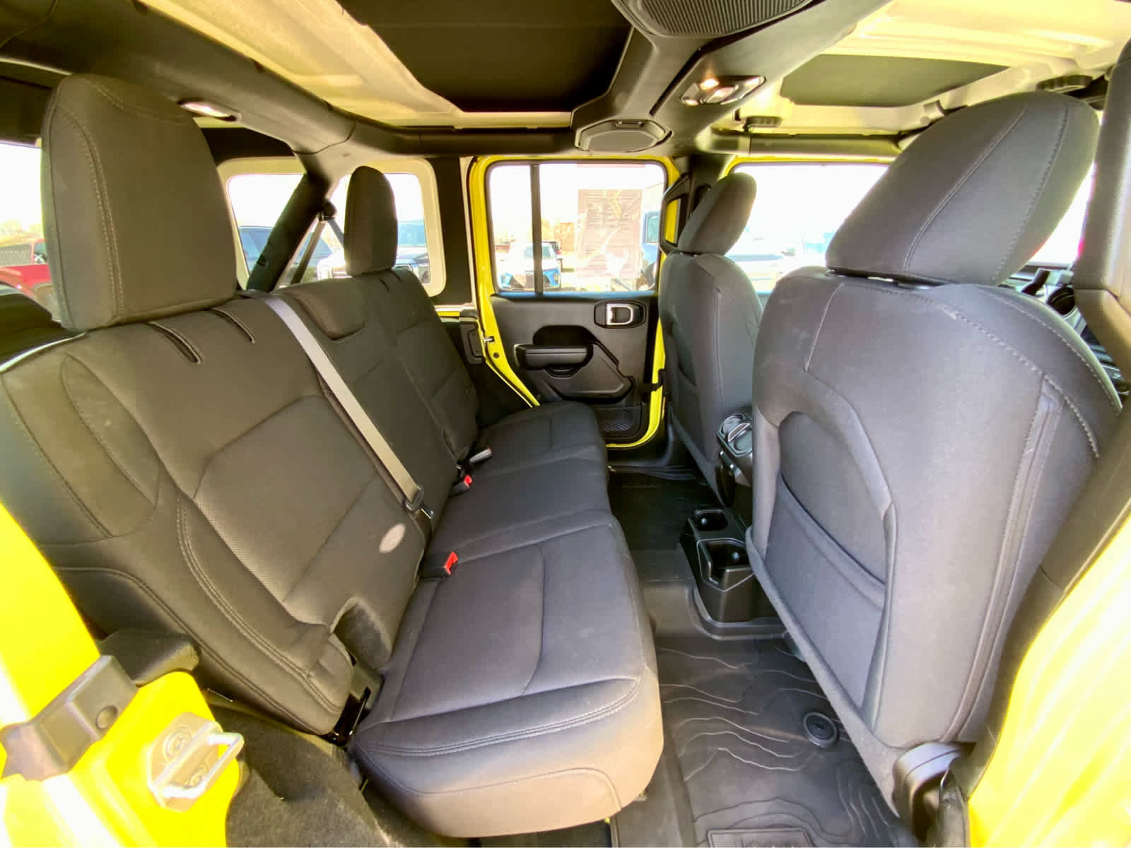 Used 2022 Jeep Wrangler Unlimited Sport AWD/4WD image 21