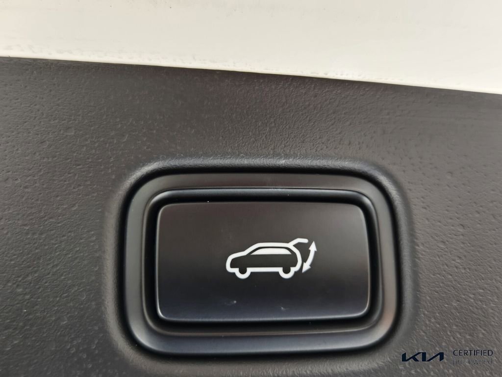 Certified 2023 Kia Niro Wave FWD image 15