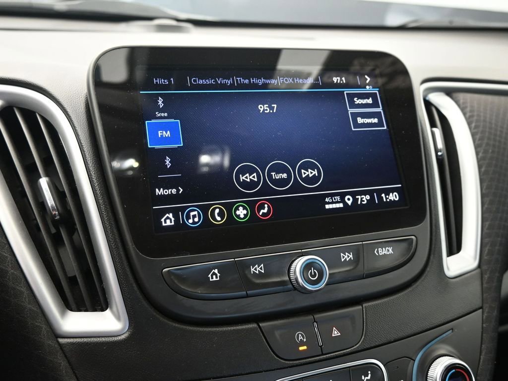 Used 2024 Chevrolet Malibu LT image 30