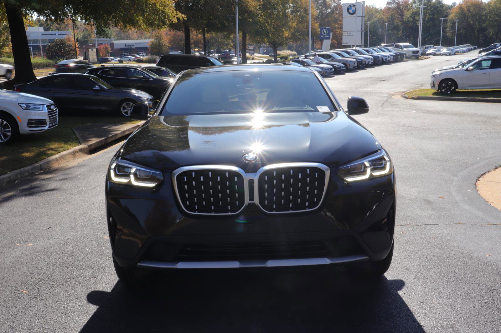 New 2025 BMW X4 xDrive30i w/ Premium Package image 2