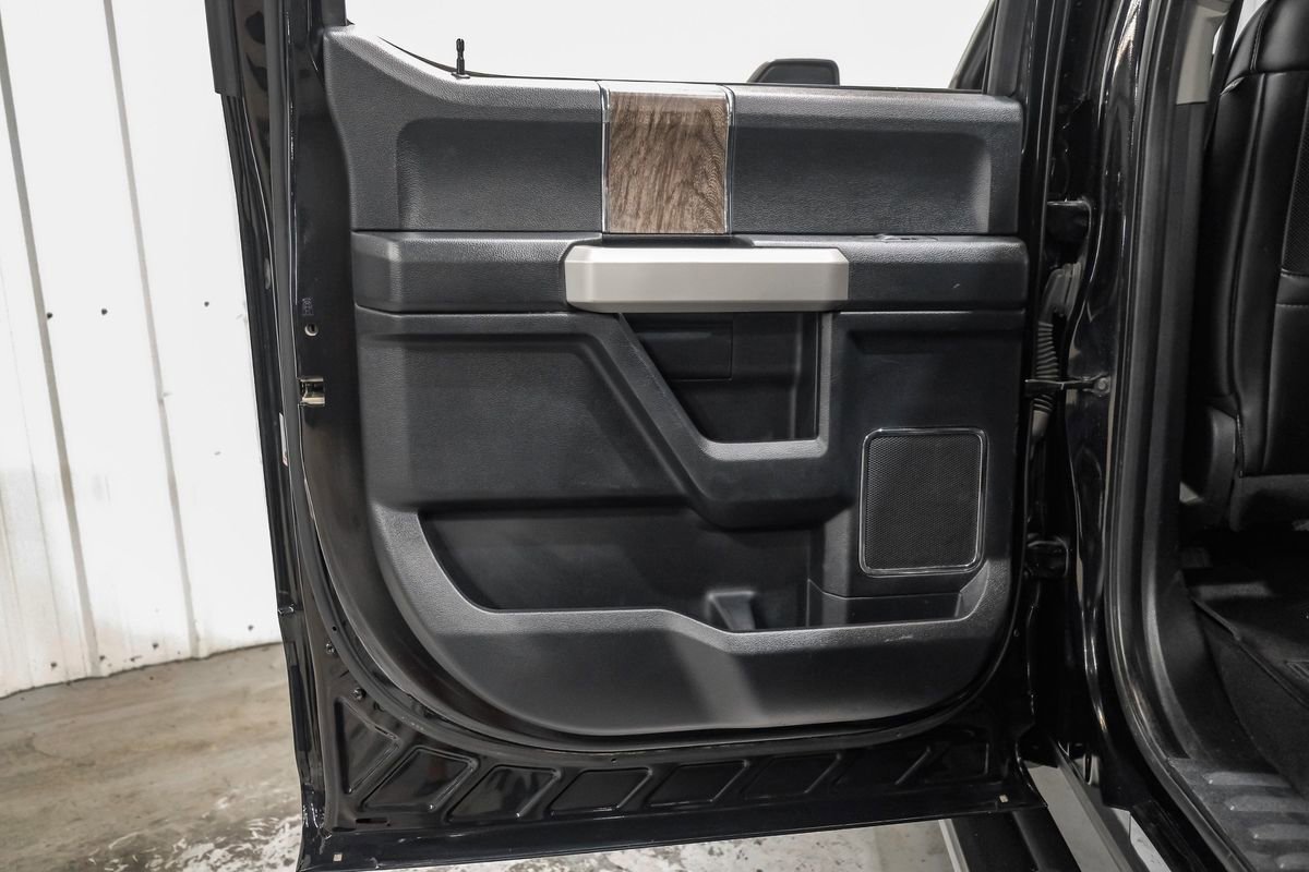 Used 2019 Ford F250 Lariat w/ Lariat Ultimate Package image 48