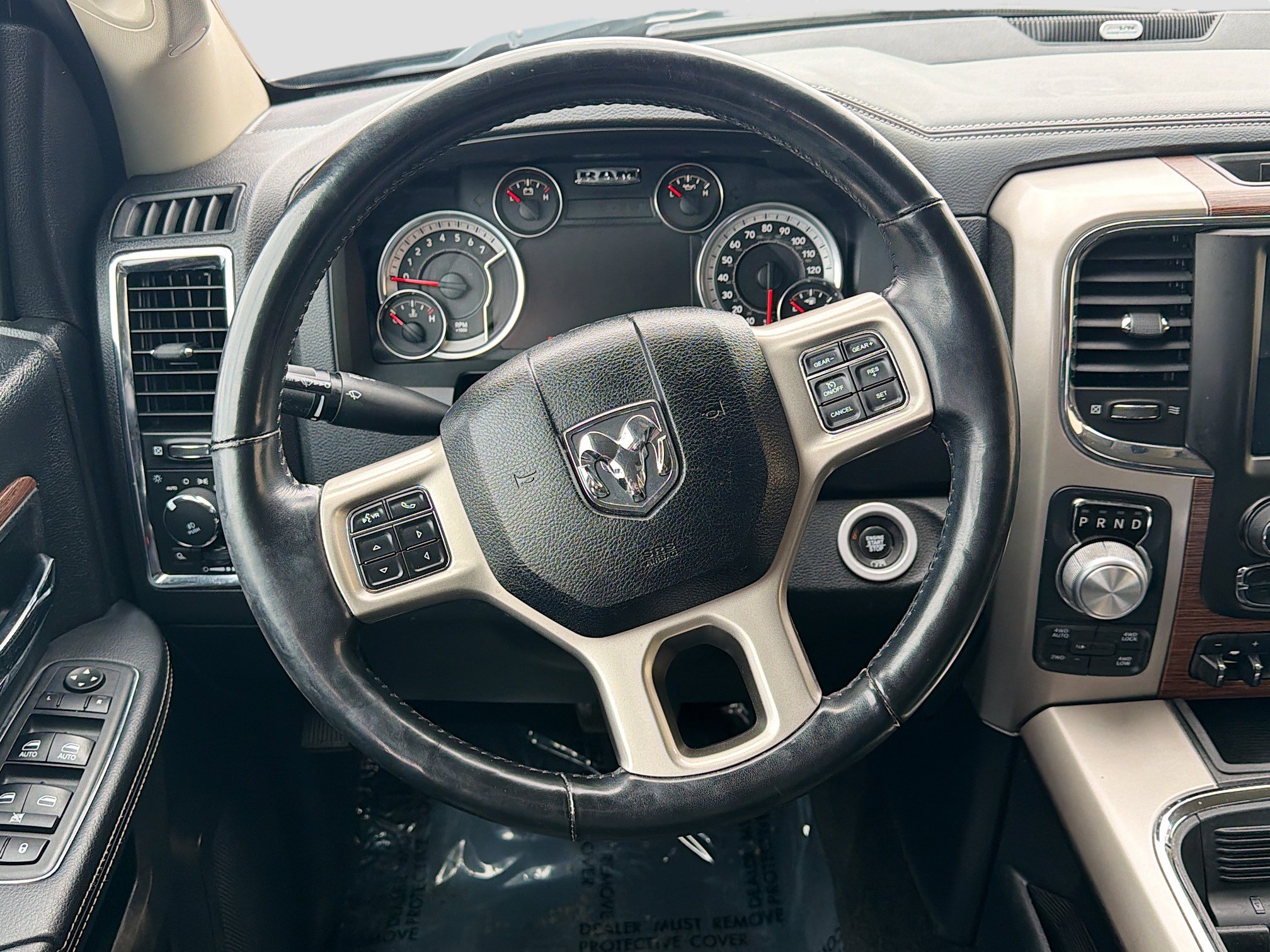 Used 2018 RAM 1500 Laramie w/ Convenience Group AWD/4WD image 17