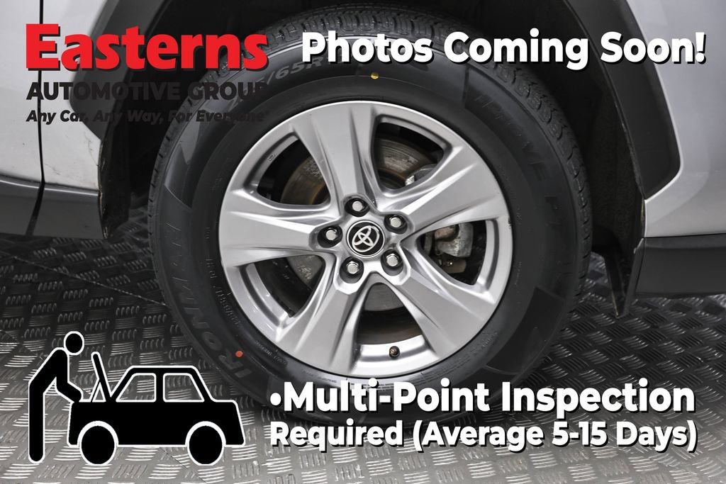 Used 2024 Toyota RAV4 XLE AWD/4WD image 30