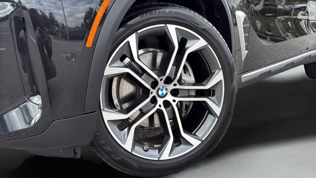 Certified 2025 BMW X5 xDrive40i w/ Parking Assistance Package image 6