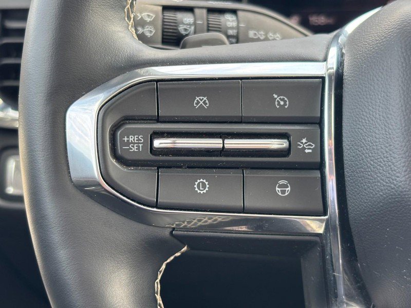 Used 2024 GMC Acadia Denali w/ Super Cruise Package image 18