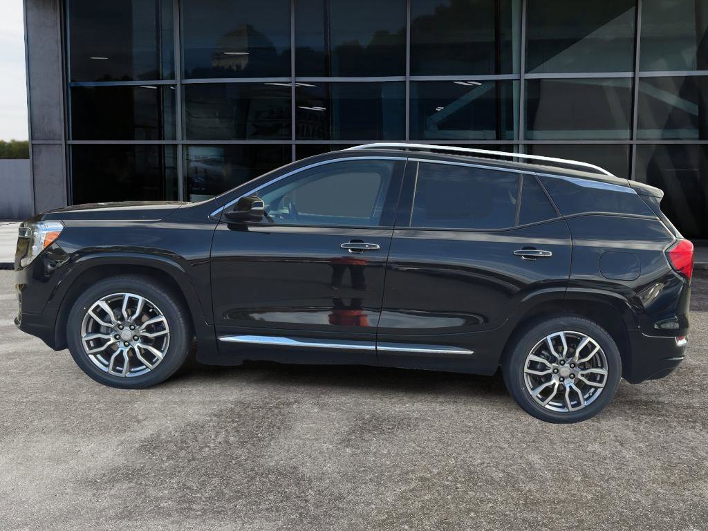 Used 2022 GMC Terrain Denali image 8
