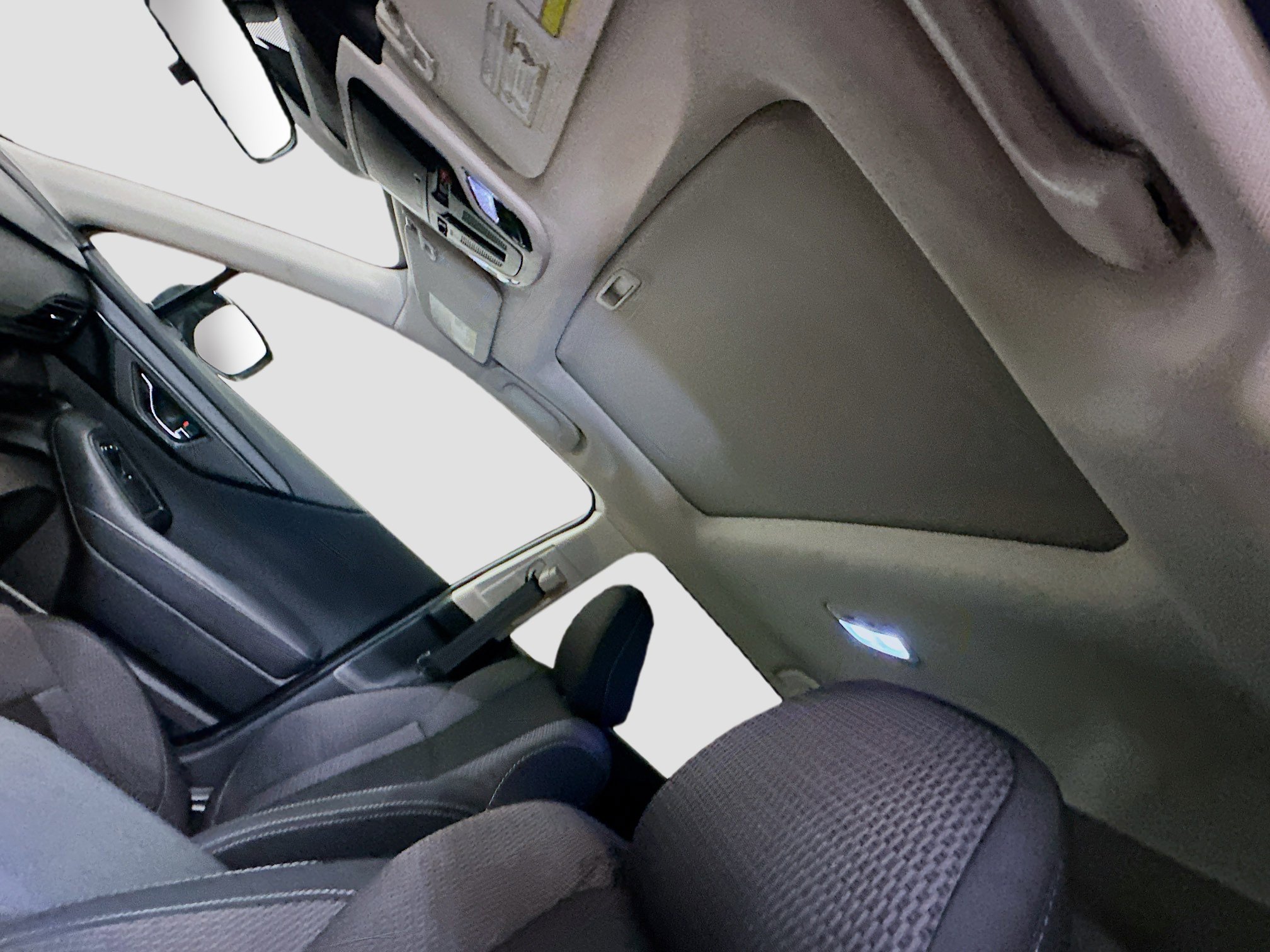 Used 2025 Subaru Outback Premium image 27