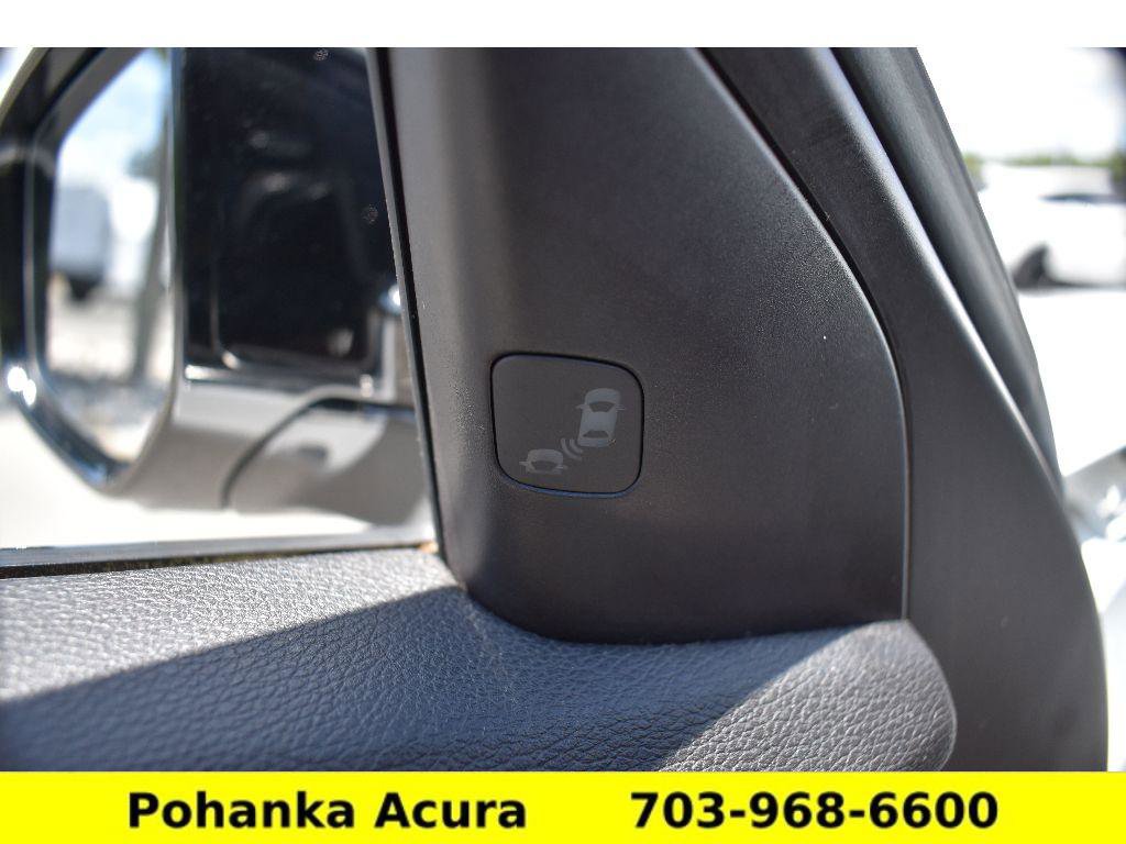 Used 2017 Acura TLX V6 w/ Technology Package FWD image 23