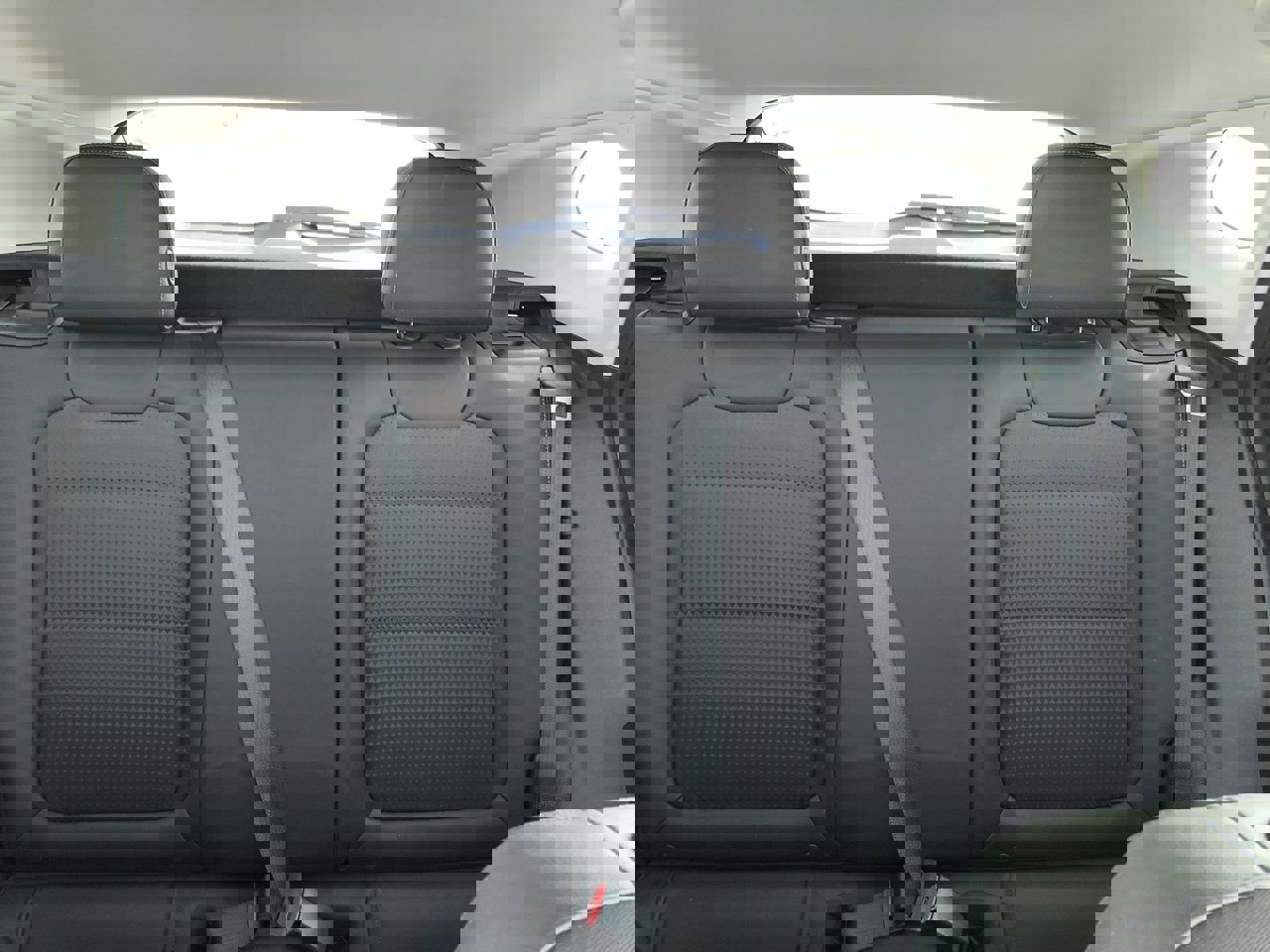 Used 2025 Chevrolet Trax LT w/ LT Convenience Package image 11