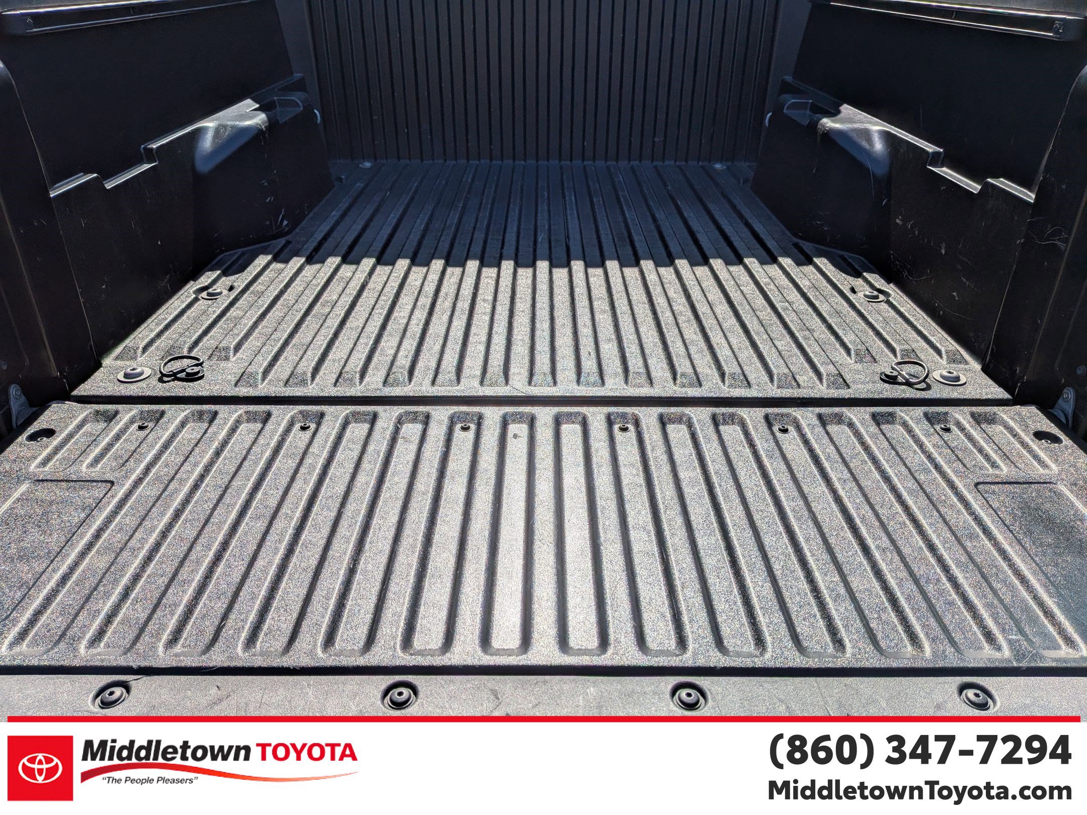 Certified 2024 Toyota Tacoma SR5 AWD/4WD image 31