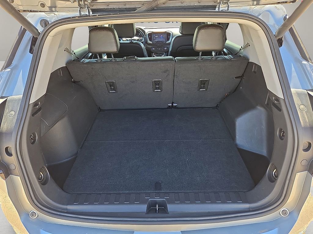 Used 2024 GMC Terrain SLT image 15