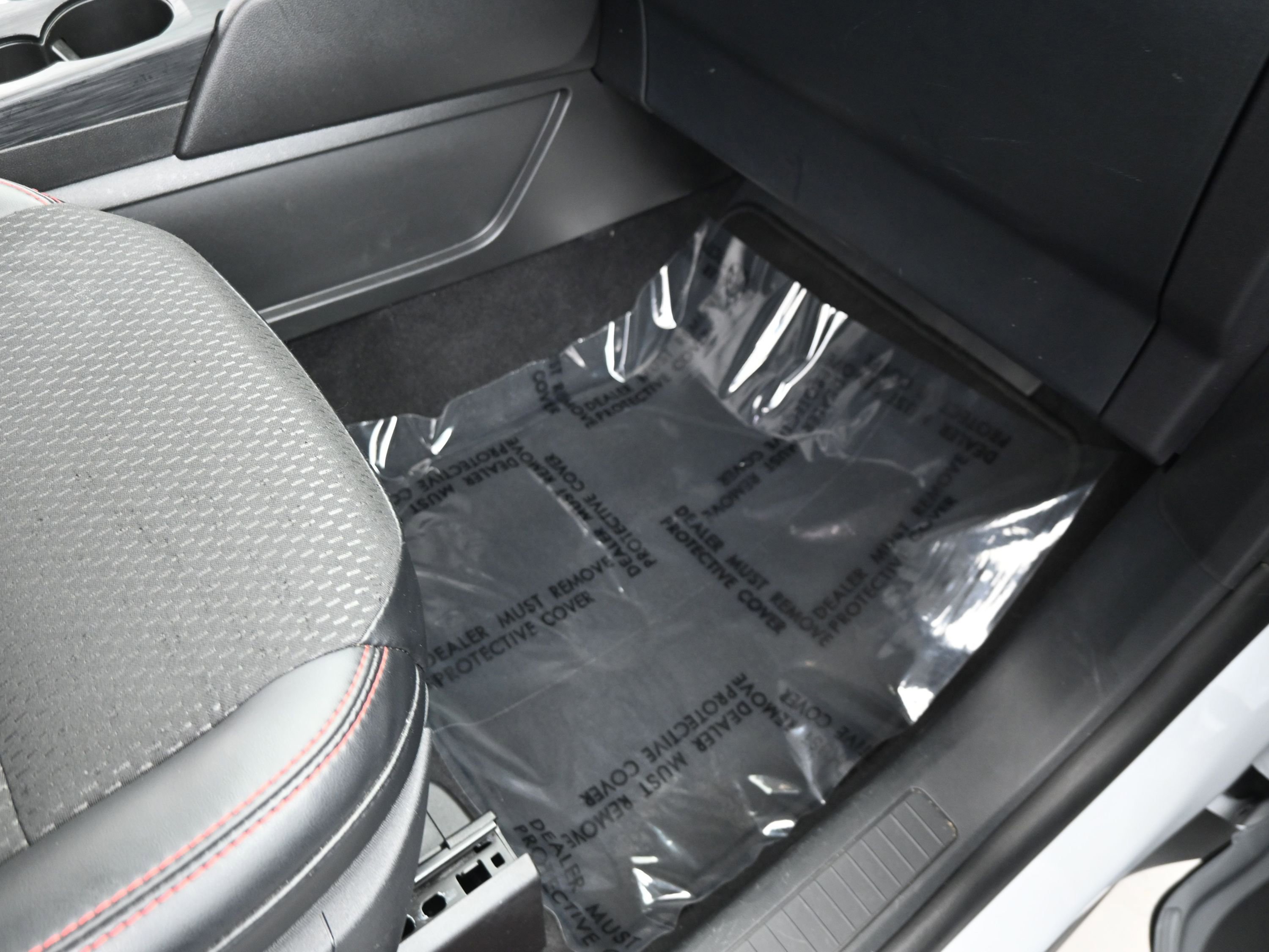 Used 2025 Ford Escape ST-Line image 19