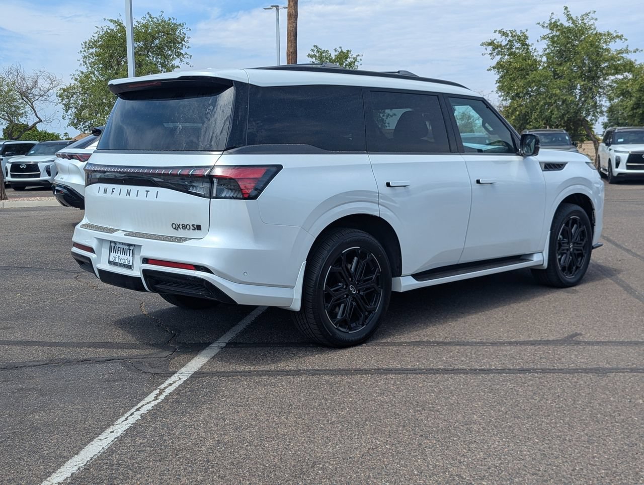 New 2027 INFINITI QX80 Sensory w/ Sport Exterior Package AWD/4WD image 5