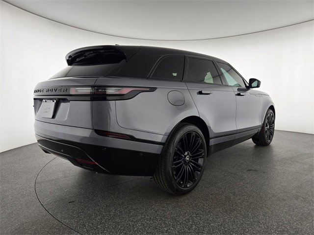 New 2026 Land Rover Range Rover Velar Dynamic SE image 8