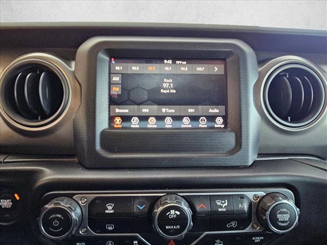 Used 2023 Jeep Gladiator Sport image 11