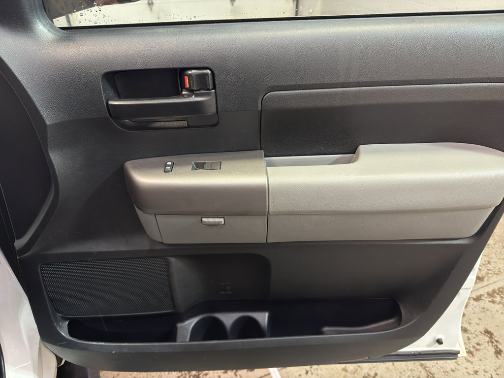 Used 2012 Toyota Tundra 4x4 CrewMax w/ Tow Pkg image 20