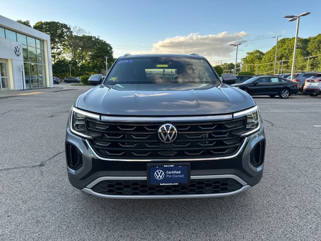 Certified 2024 Volkswagen Atlas Cross Sport SE w/ Panoramic Sunroof Package AWD/4WD video 2