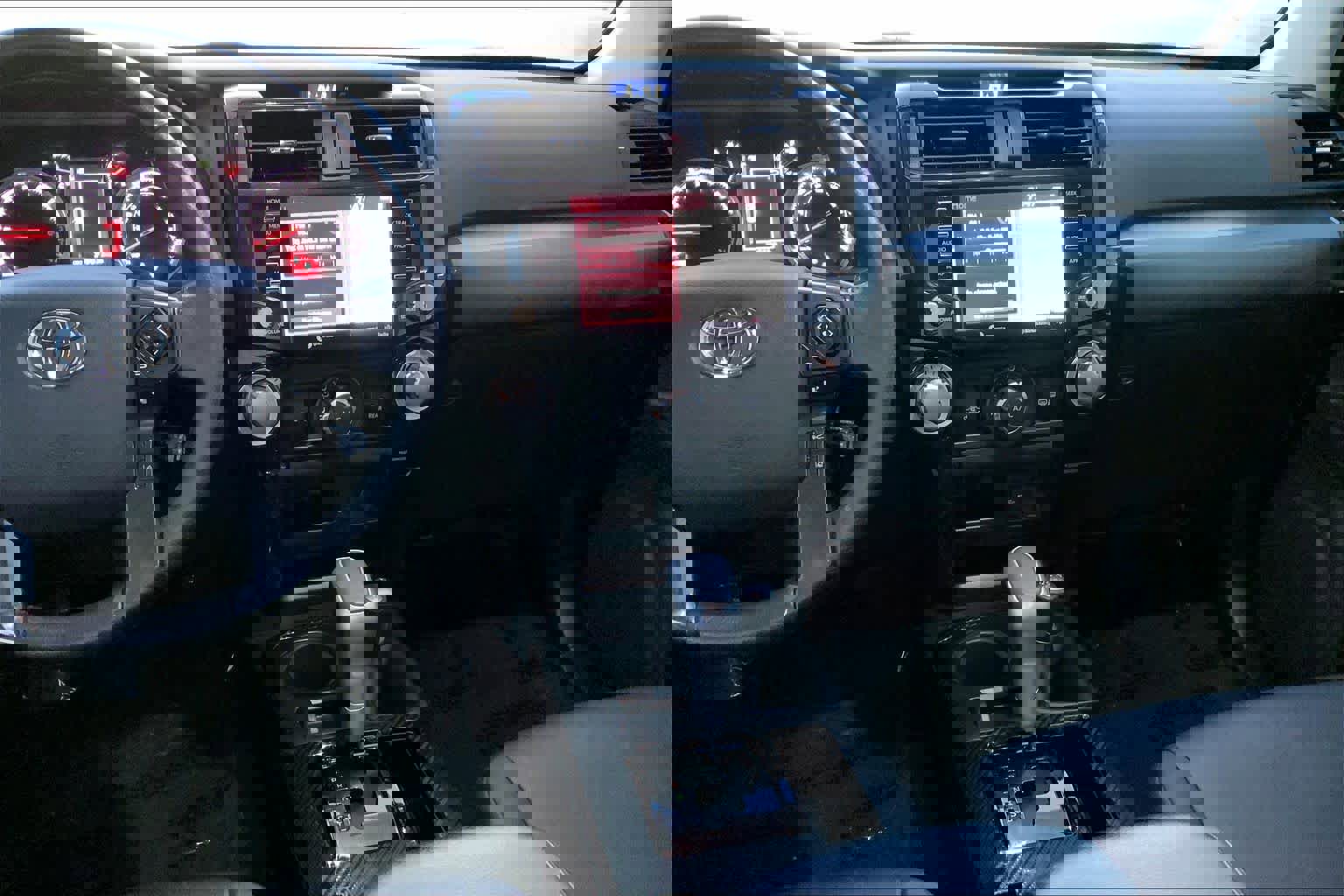 Used 2022 Toyota 4Runner TRD Off-Road Premium w/ Moonroof Package image 7