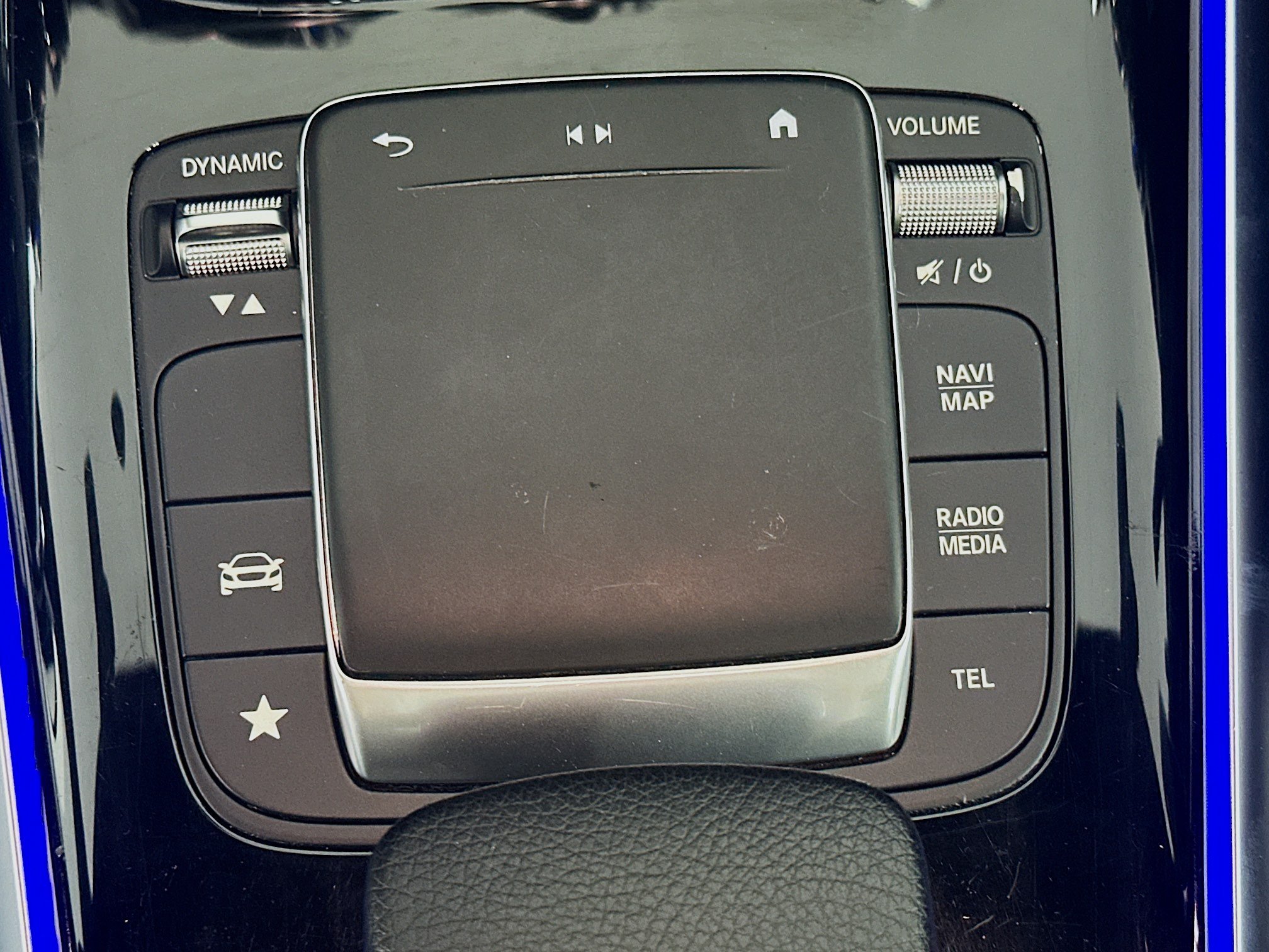 Used 2023 Mercedes-Benz GLB 250 4MATIC image 25