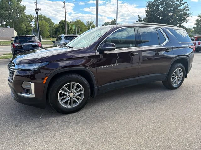 Used 2023 Chevrolet Traverse LT FWD image 7