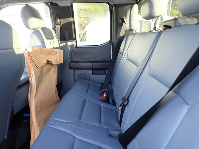 New 2024 Ford F550 4x4 SuperCab Super Duty image 15