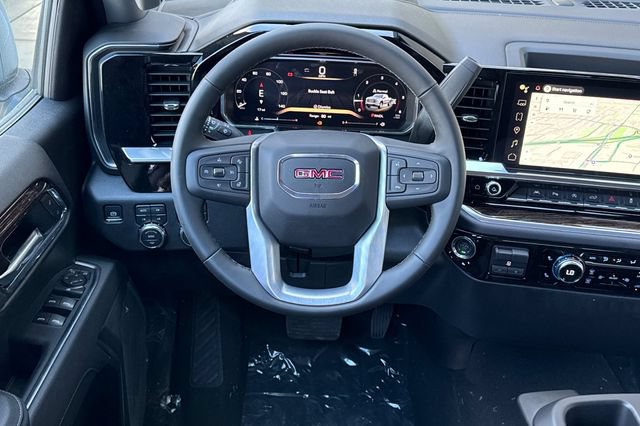 New 2026 GMC Sierra 1500 SLE w/ X31 Off-Road Package AWD/4WD image 16