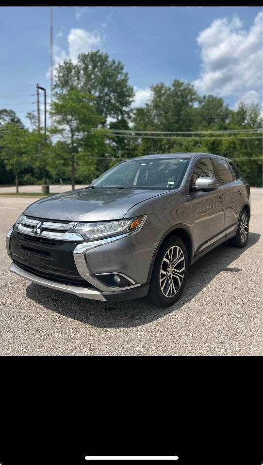 Used 2016 Mitsubishi Outlander SE