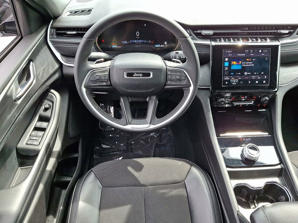 Certified 2024 Jeep Grand Cherokee L Laredo AWD/4WD image 12