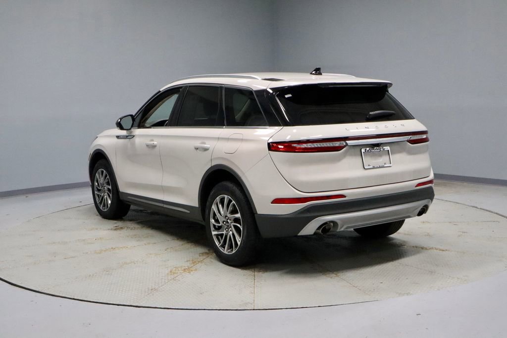 Used 2021 Lincoln Corsair AWD w/ Equipment Group 101A image 10