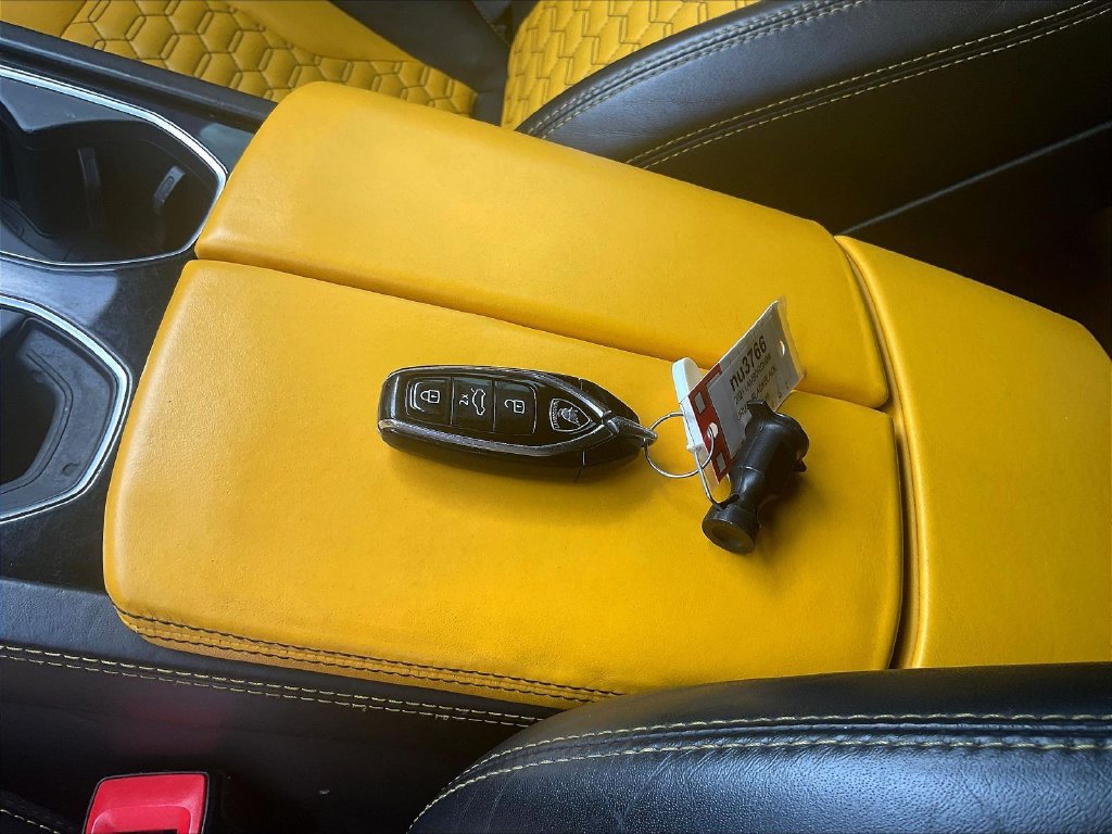 Used 2021 Lamborghini Urus AWD/4WD image 35