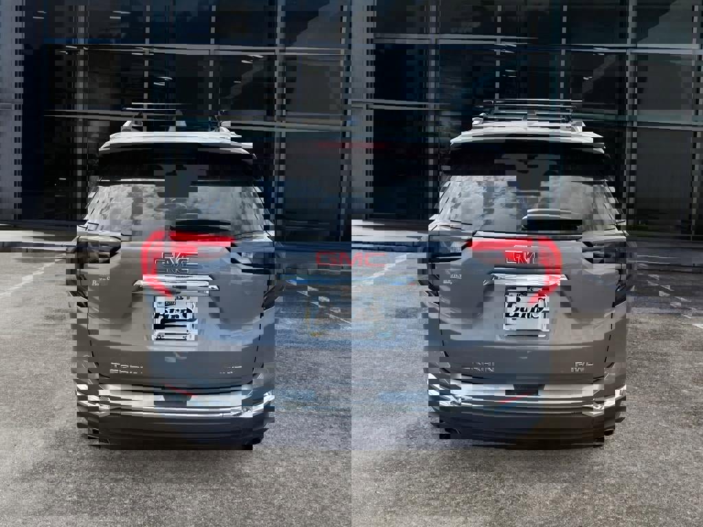 Used 2020 GMC Terrain SLT w/ Preferred Package image 6