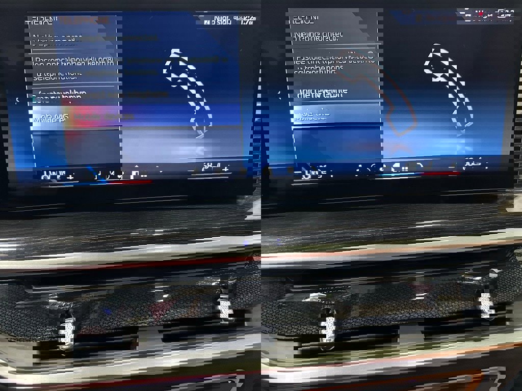 Used 2026 BMW X5 xDrive50e image 32