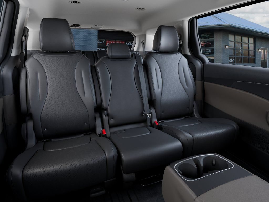 New 2026 Kia Carnival FWD image 16