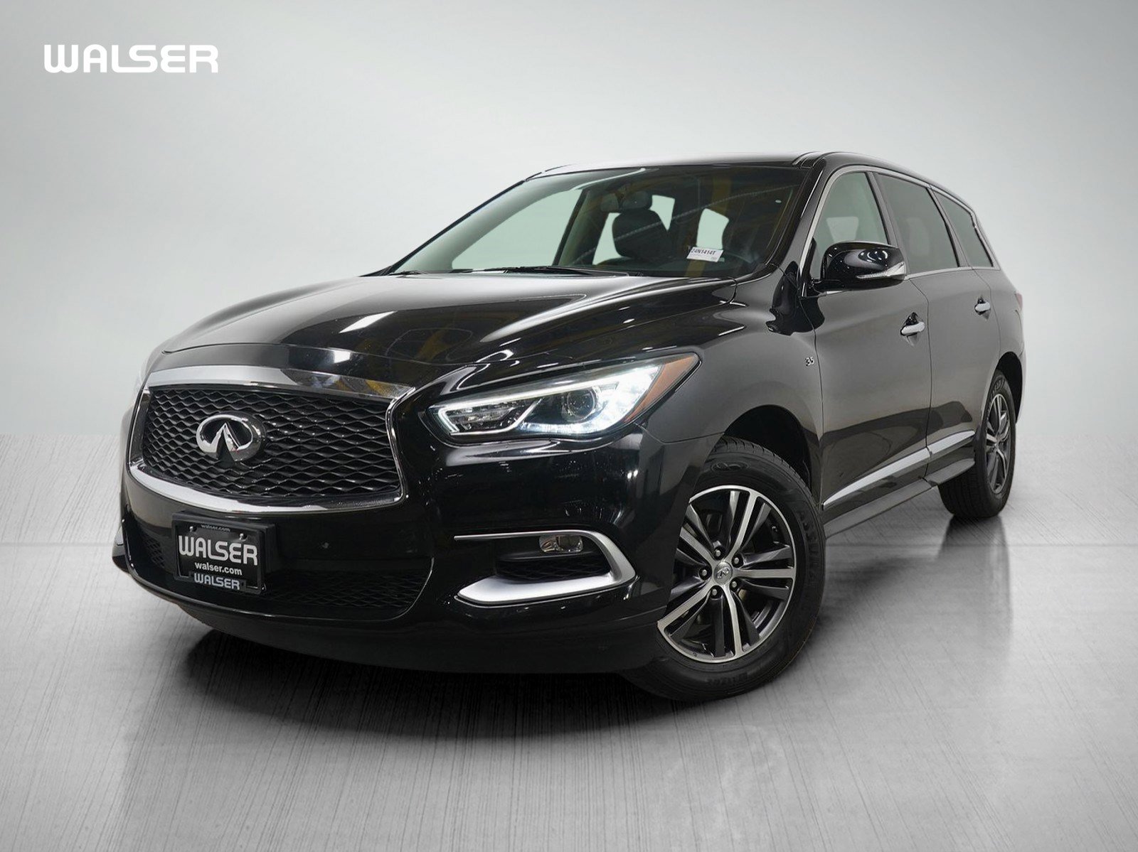 Used 2016 INFINITI QX60 Luxe