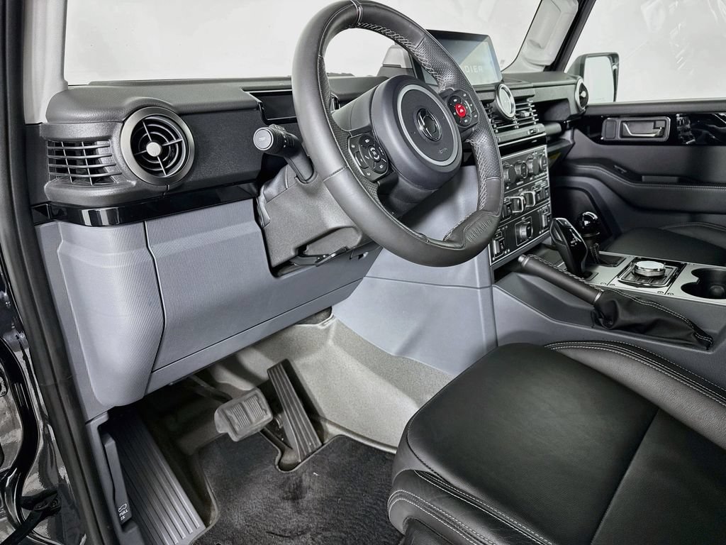 Used 2024 INEOS Grenadier Station Wagon AWD/4WD image 4