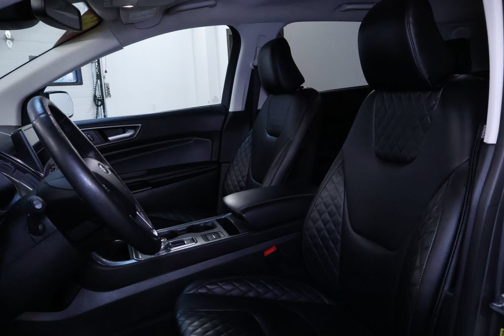 Used 2024 Ford Edge Titanium AWD/4WD image 14