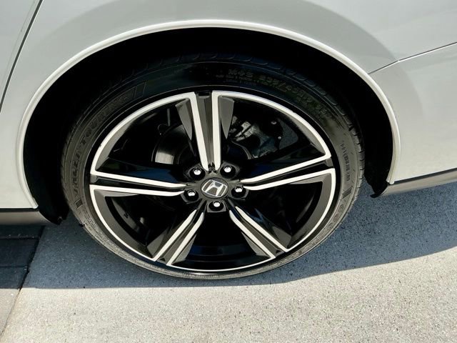 Certified 2023 Honda Accord Sport image 11