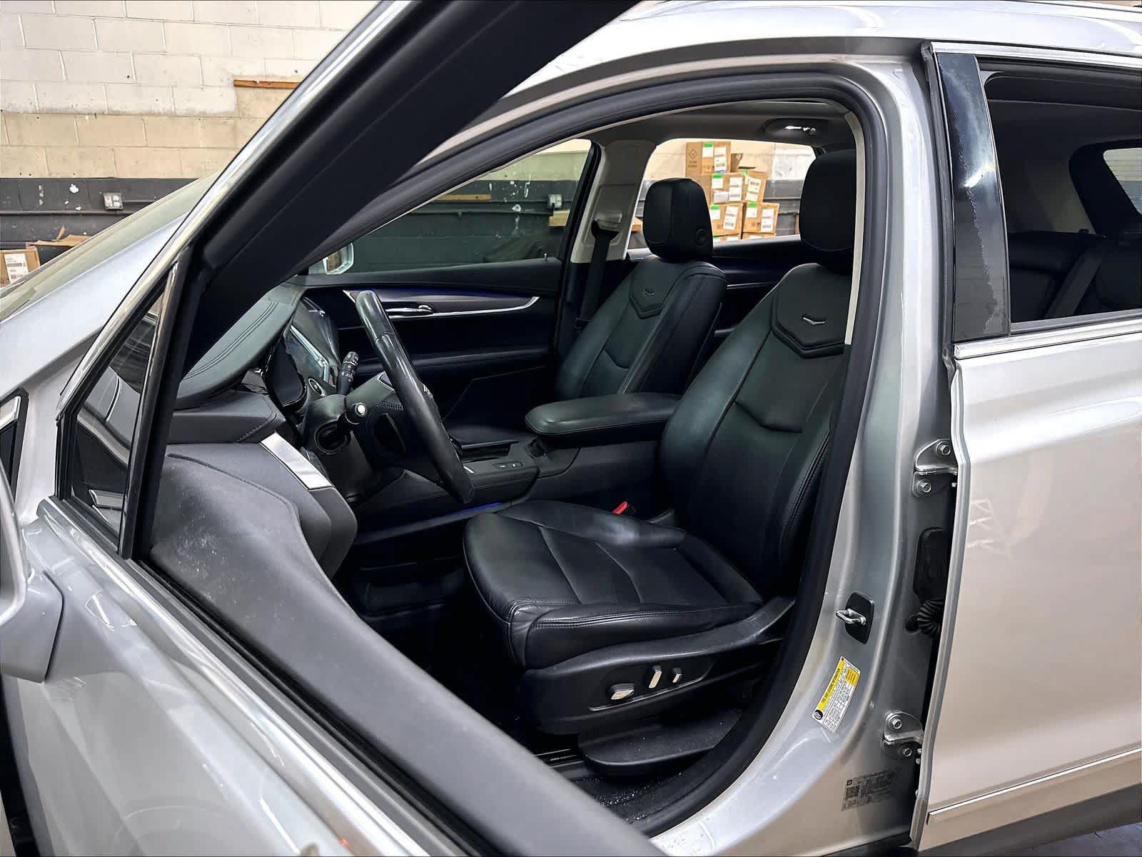 Used 2018 Cadillac XT5 Premium Luxury FWD image 27