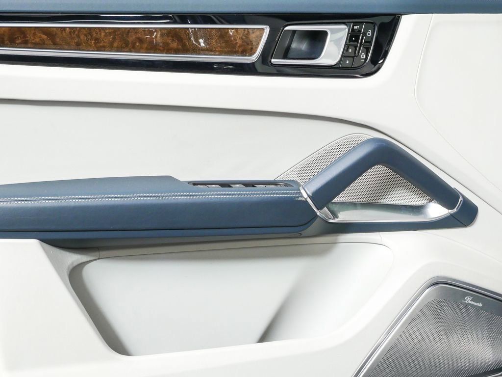Certified 2021 Porsche Cayenne Turbo AWD/4WD image 6