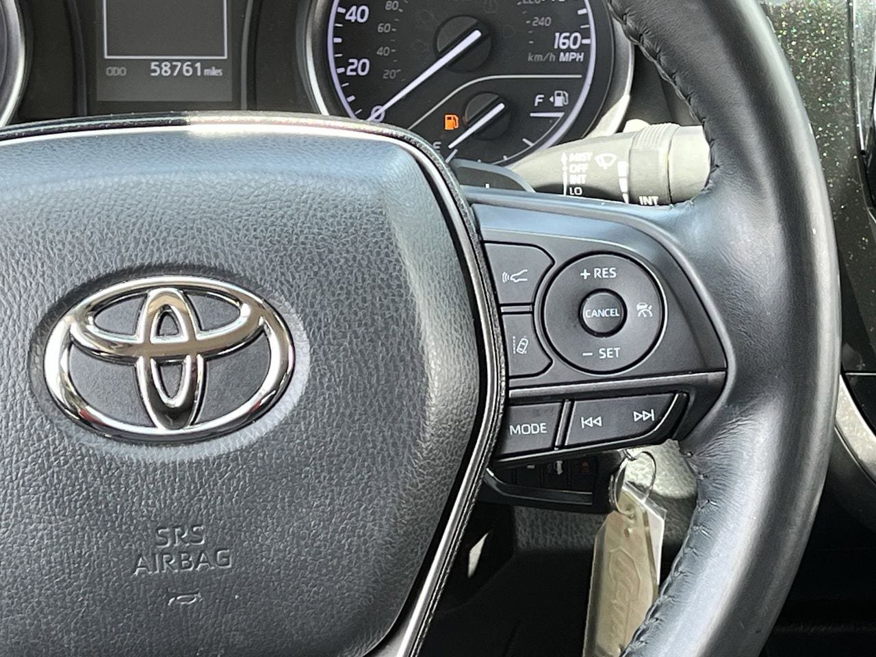 Used 2023 Toyota Camry SE FWD image 14