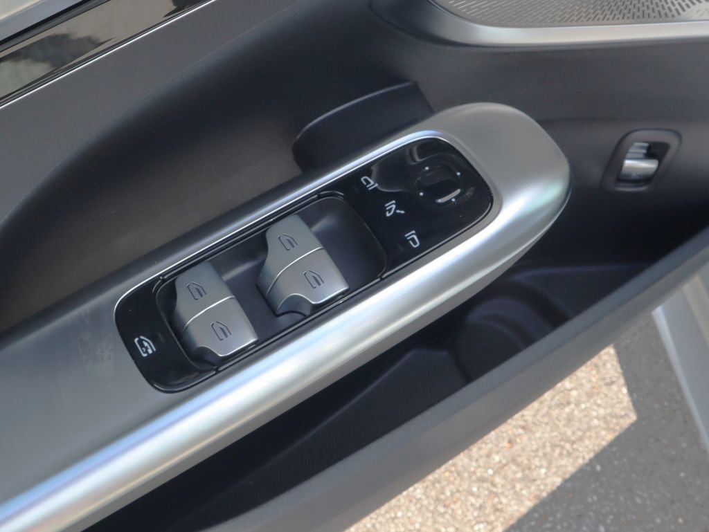 Certified 2025 Mercedes-Benz C 300 Sedan image 18