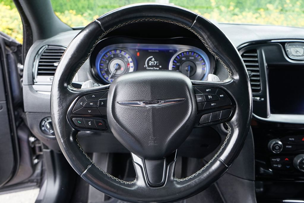Used 2019 Chrysler 300 S image 21