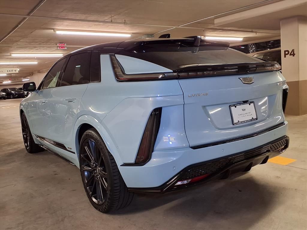 New 2026 Cadillac Lyriq V image 10