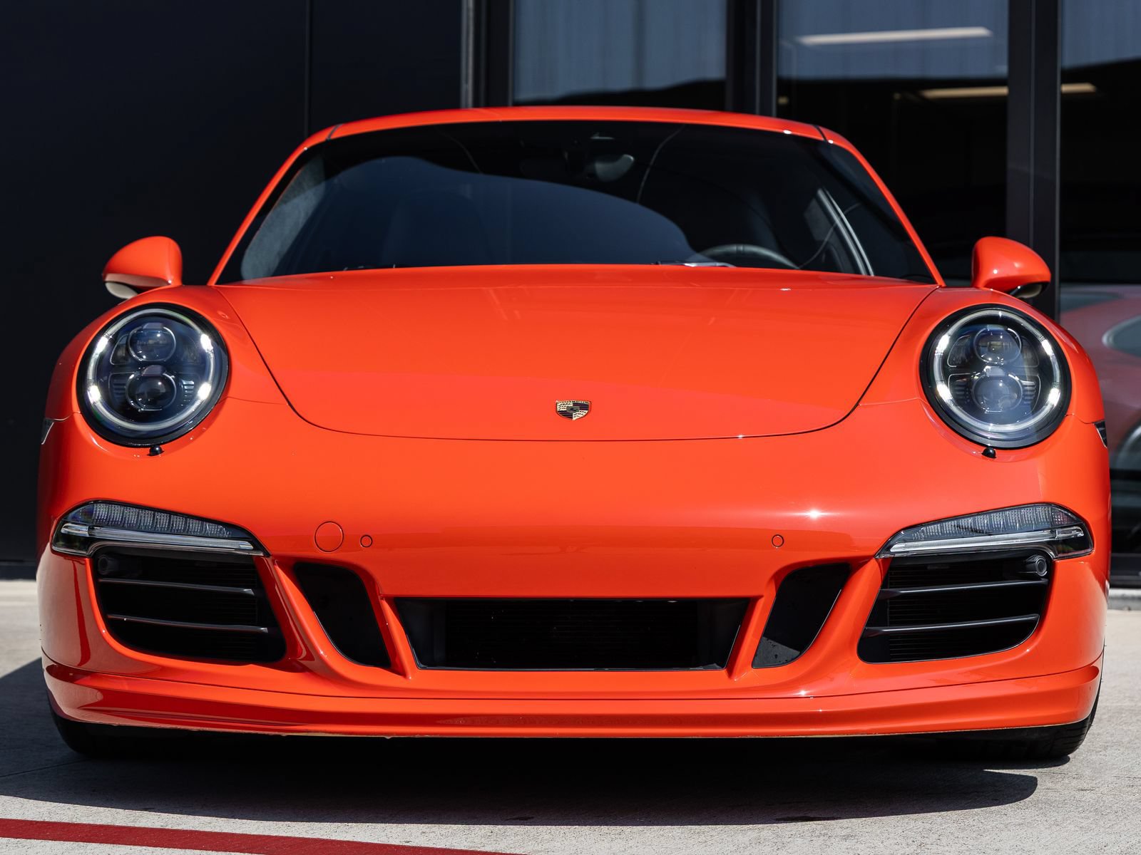 Certified 2016 Porsche 911 Carrera GTS RWD image 9