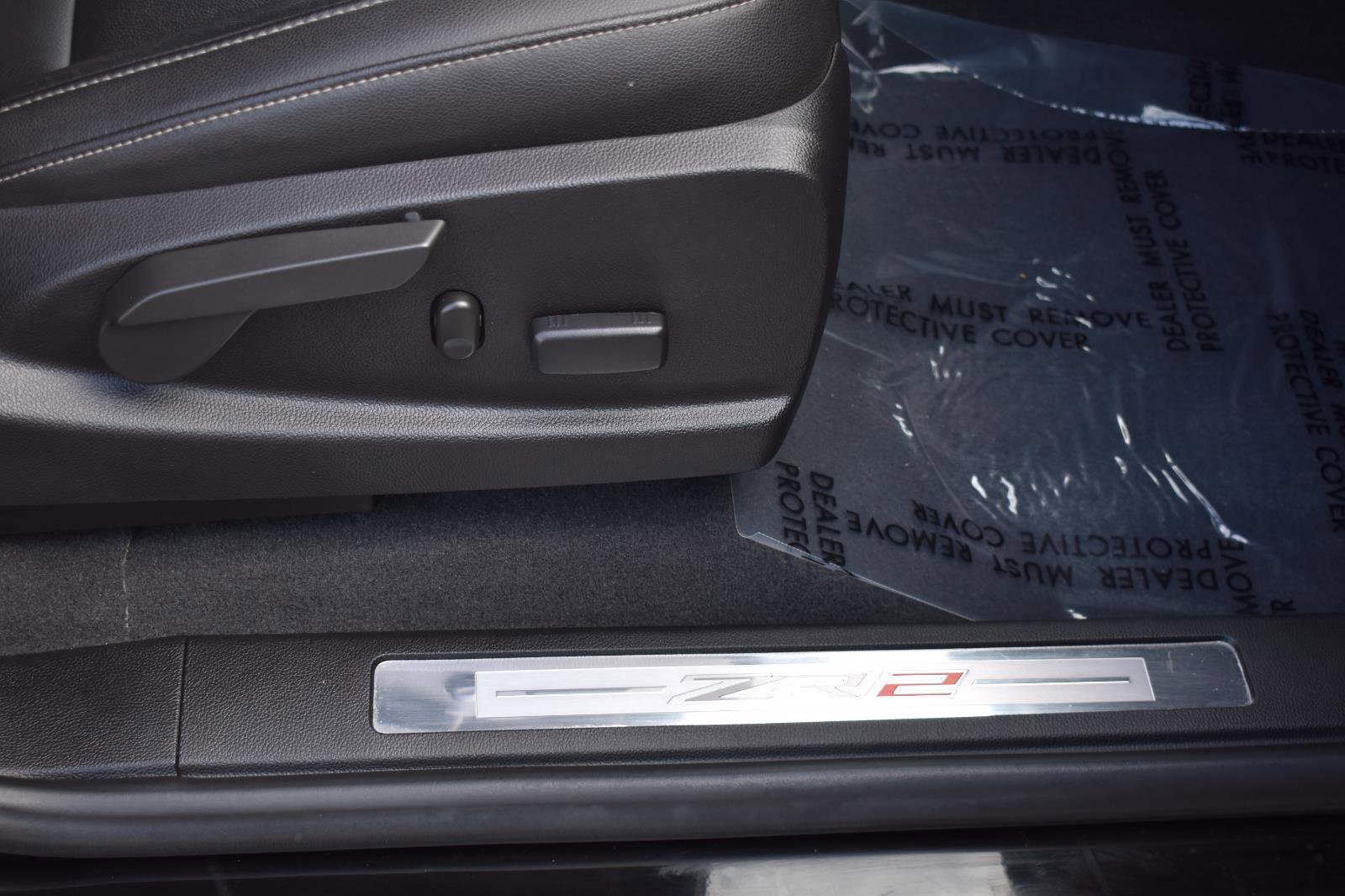 Used 2019 Chevrolet Colorado ZR2 w/ ZR2 Midnight Special Edition image 15