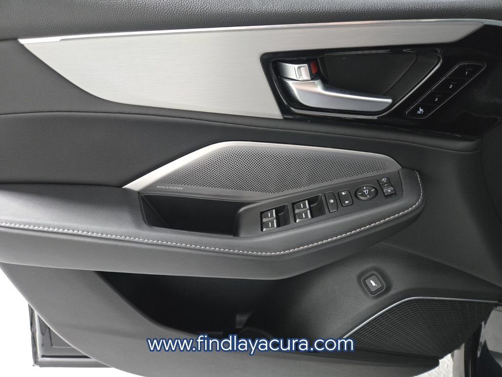 Used 2026 Acura MDX w/ Technology Package AWD/4WD image 22